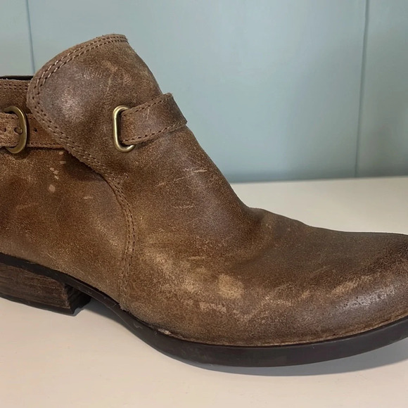 Born JEM Oiled Suede Booties Light Brown. Size 7. - Picture 11 of 15